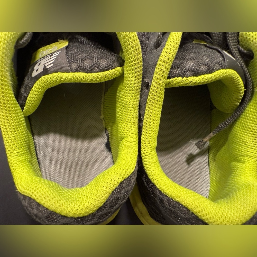 New Balance Woman’s 630 Gray & Lime Green Running Shoes Size 8.5 - Picture 8 of 10